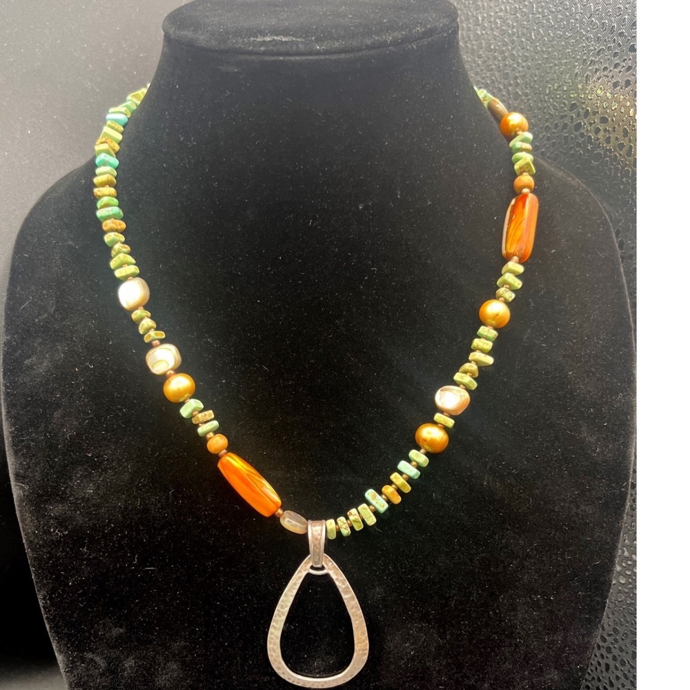 Vintage Silpada Bead Necklace Hammered Hoop Pendant‎ Retired